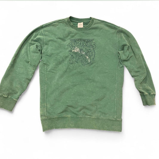 630100-37 PUMA x TMNT Relaxed Graphic Crewneck Sweater ‘Vine Green’ (2025)
