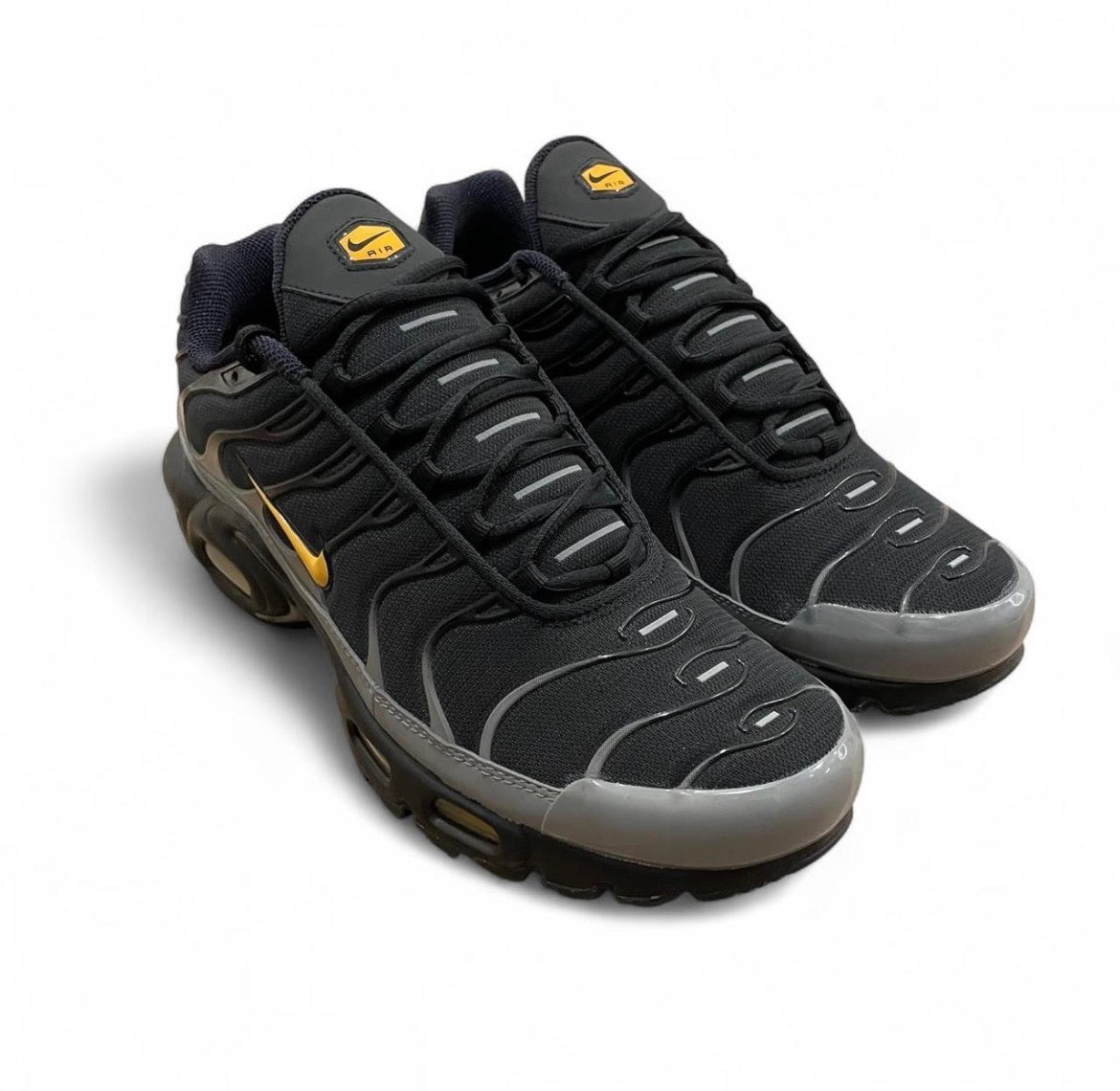 DC0956-001 Nike Air Max Plus TN ‘Batman’ (2021)