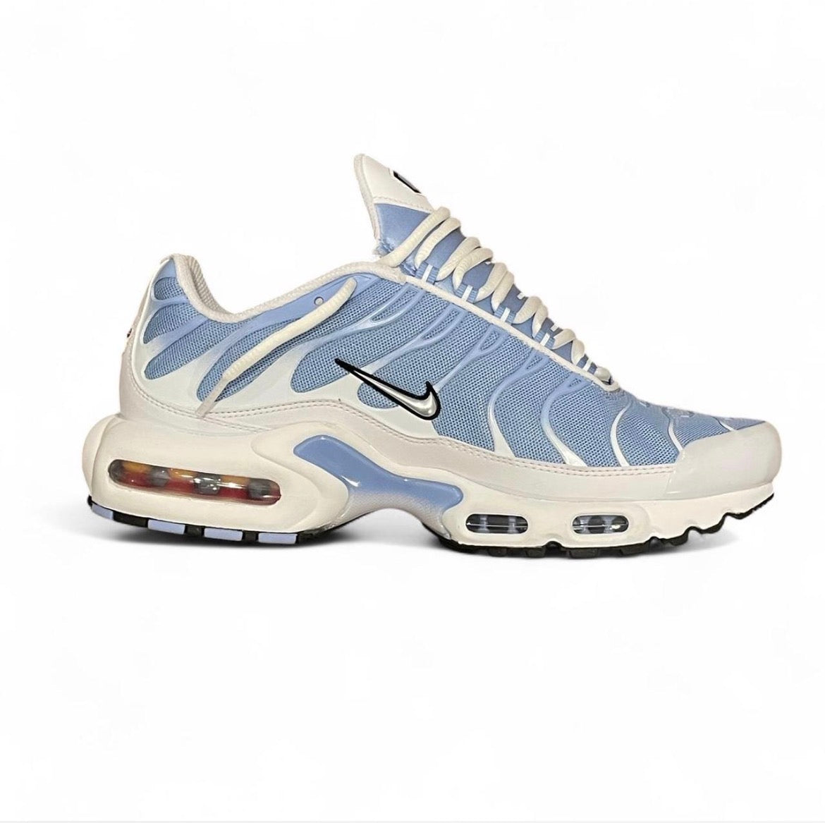 DZ3671-105 Nike Air Max Plus TN (Womens) ‘Aluminum’ (2025)