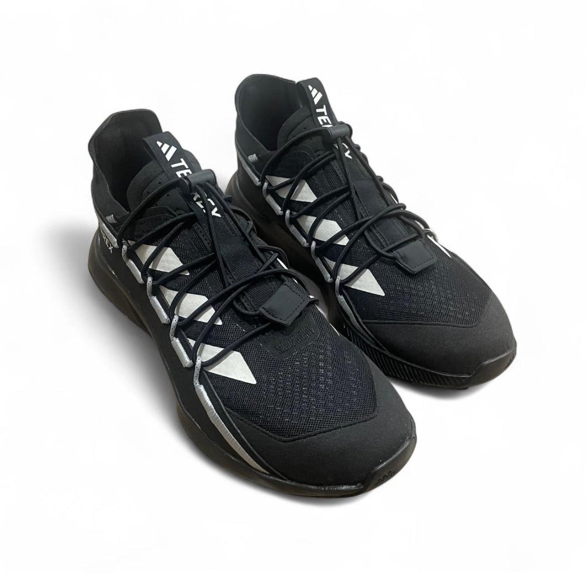 HP8612 Adidas Terrex Voyager 21 ‘Core Black’ (2023)
