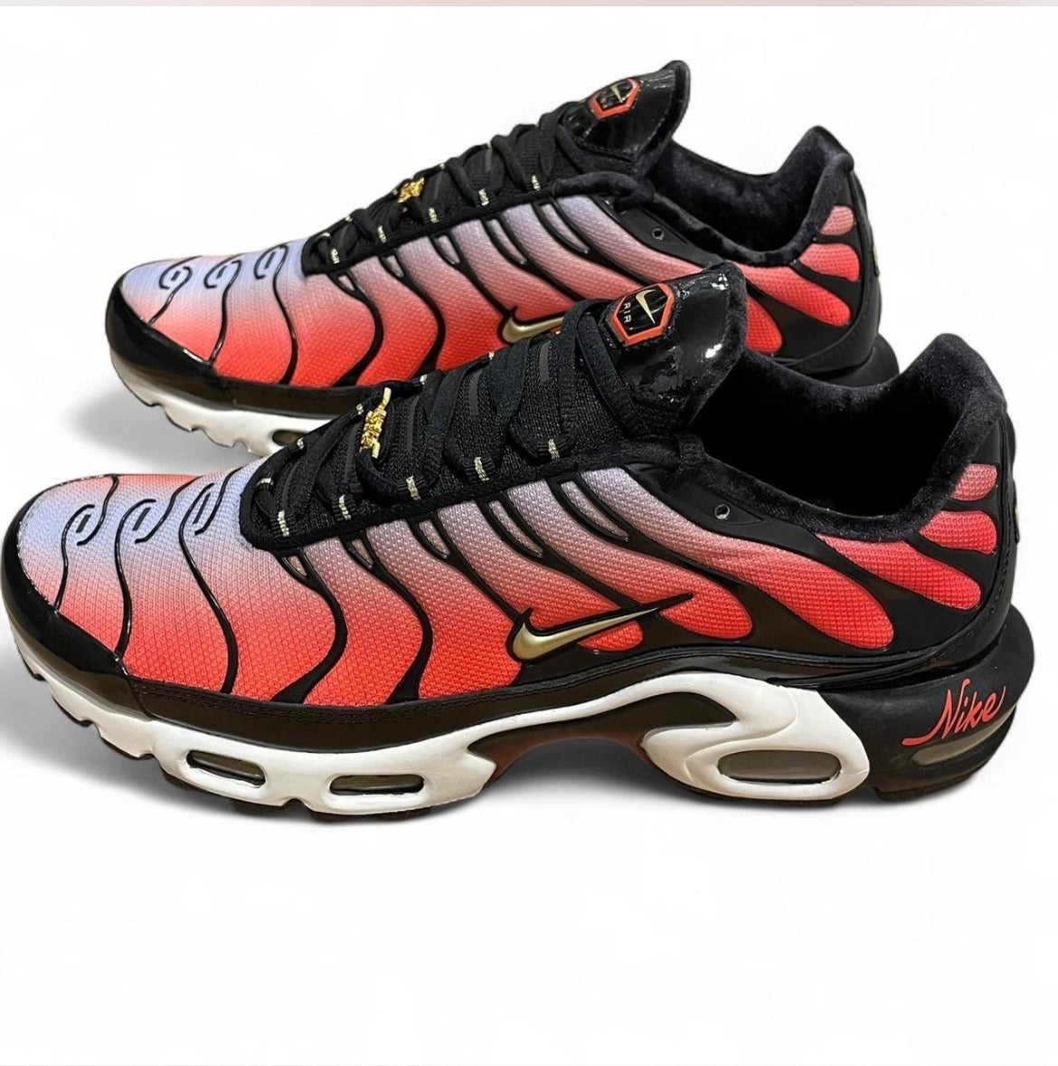 DO6115-500 Nike Air Max Plus TN (Womens) ‘Sisterhood’ (2021)