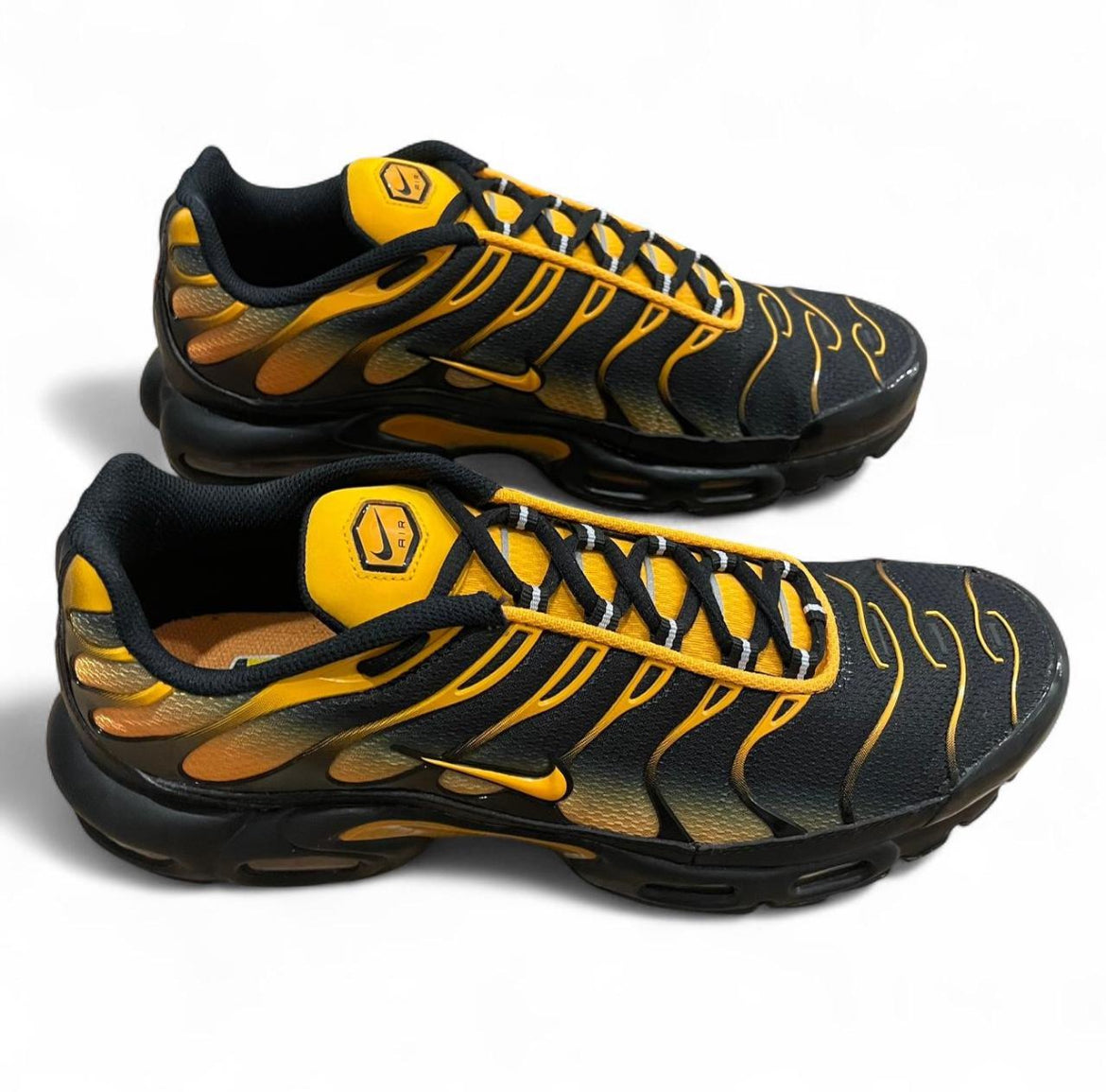 DM0032-007 Nike Air Max Plus TN
‘Black Sundial’ (2023)