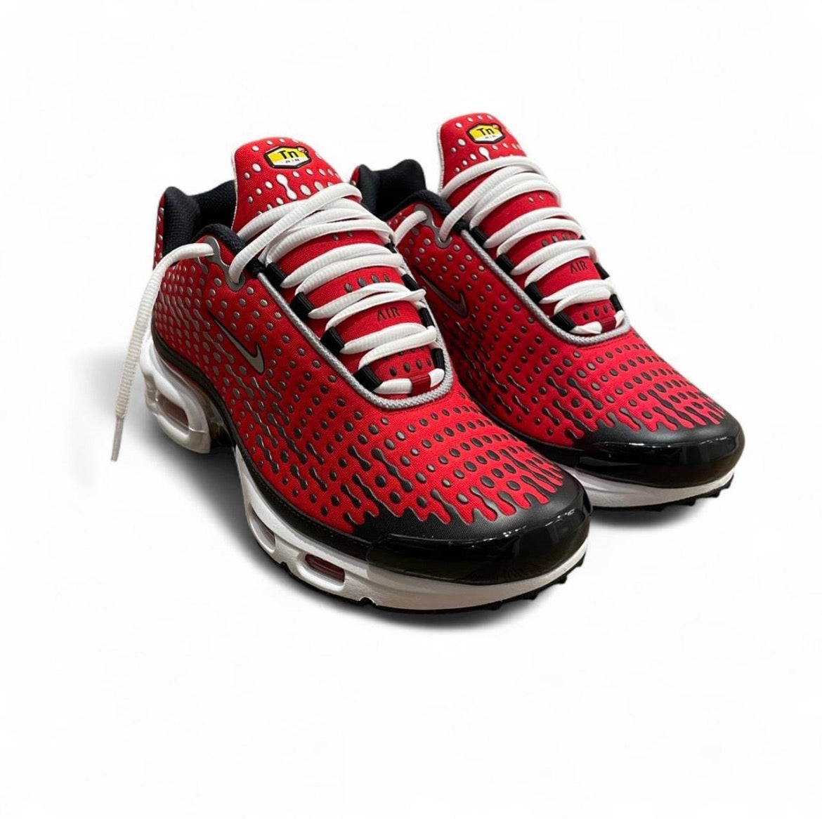 HQ2197-600 Nike Air Max Plus TN7 ‘University Red’ (2026)