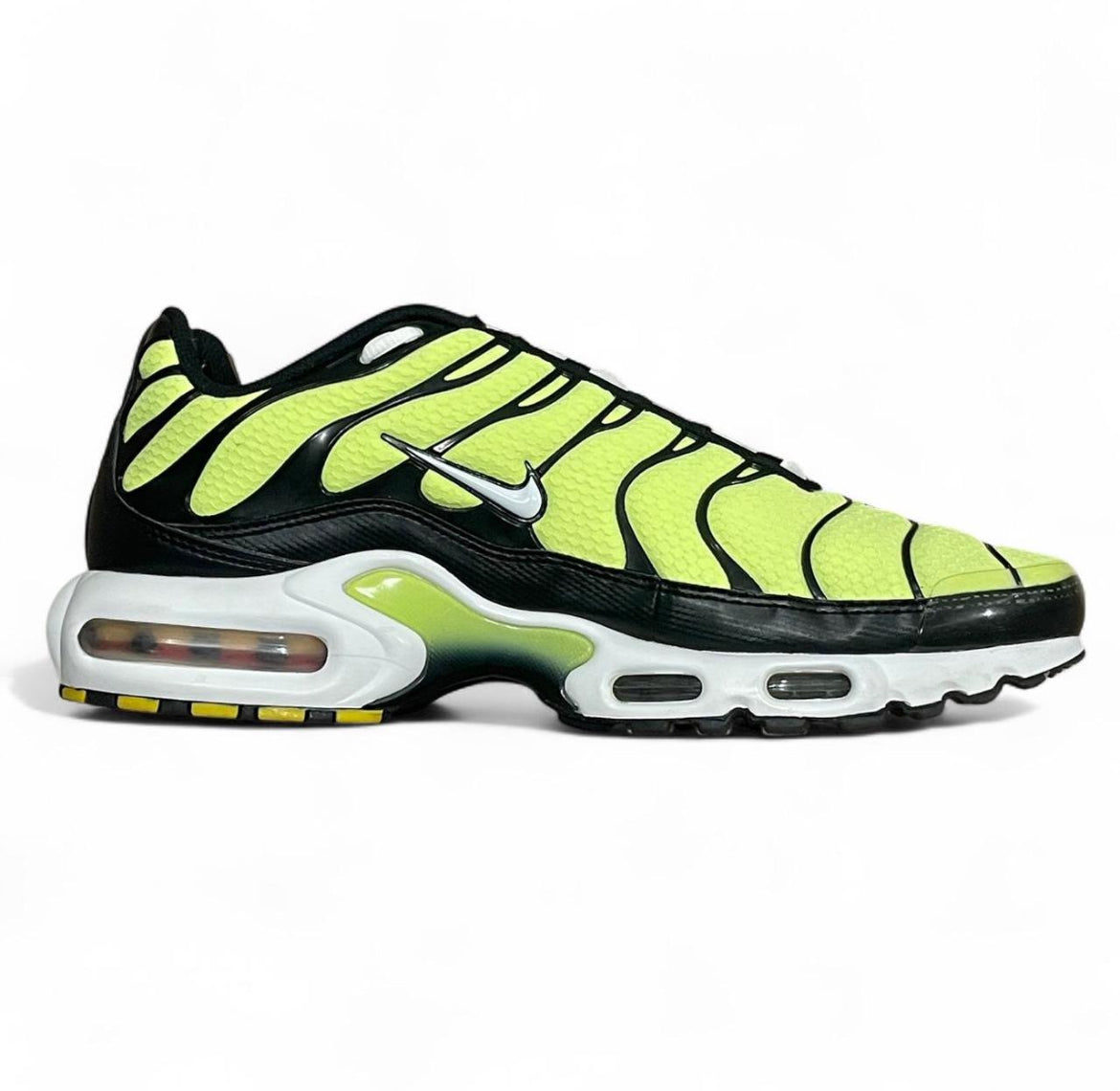 CV8838-300 Nike Air Max Plus TN ‘Hot Limes’ or ‘Volt’ (2021)