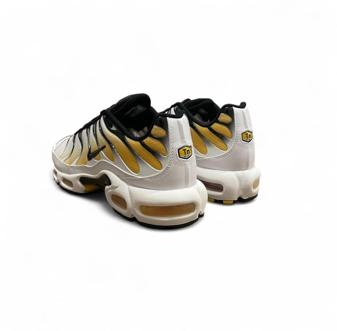DM0032-104 Nike Air Max Plus TN
‘Chambers’ (2025)
