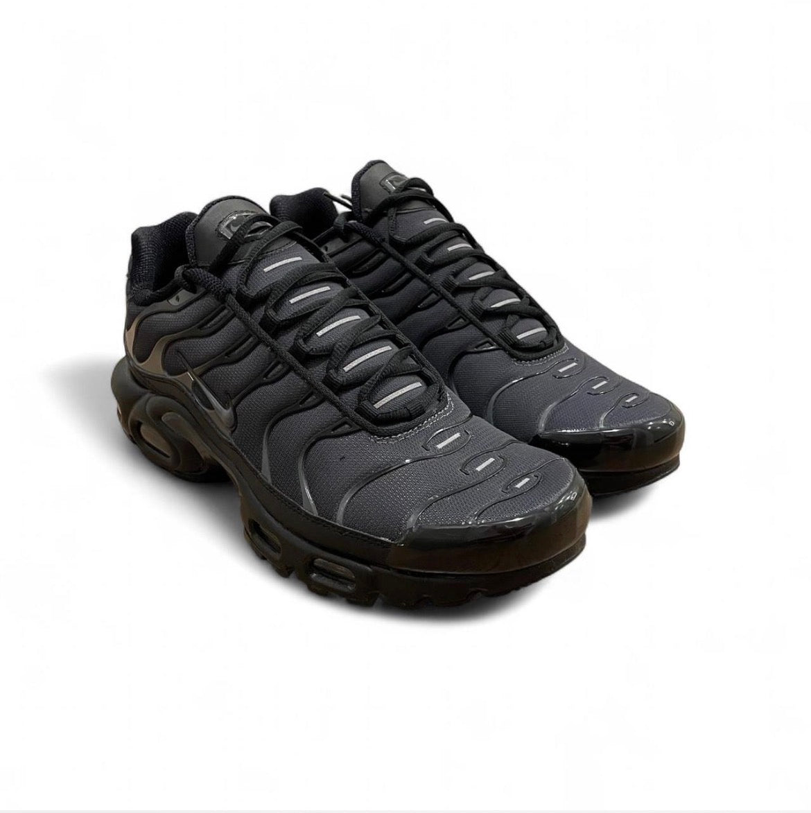 IM6019-010 Nike Air Max Plus TN (Womens) ‘Black’ (2025)
