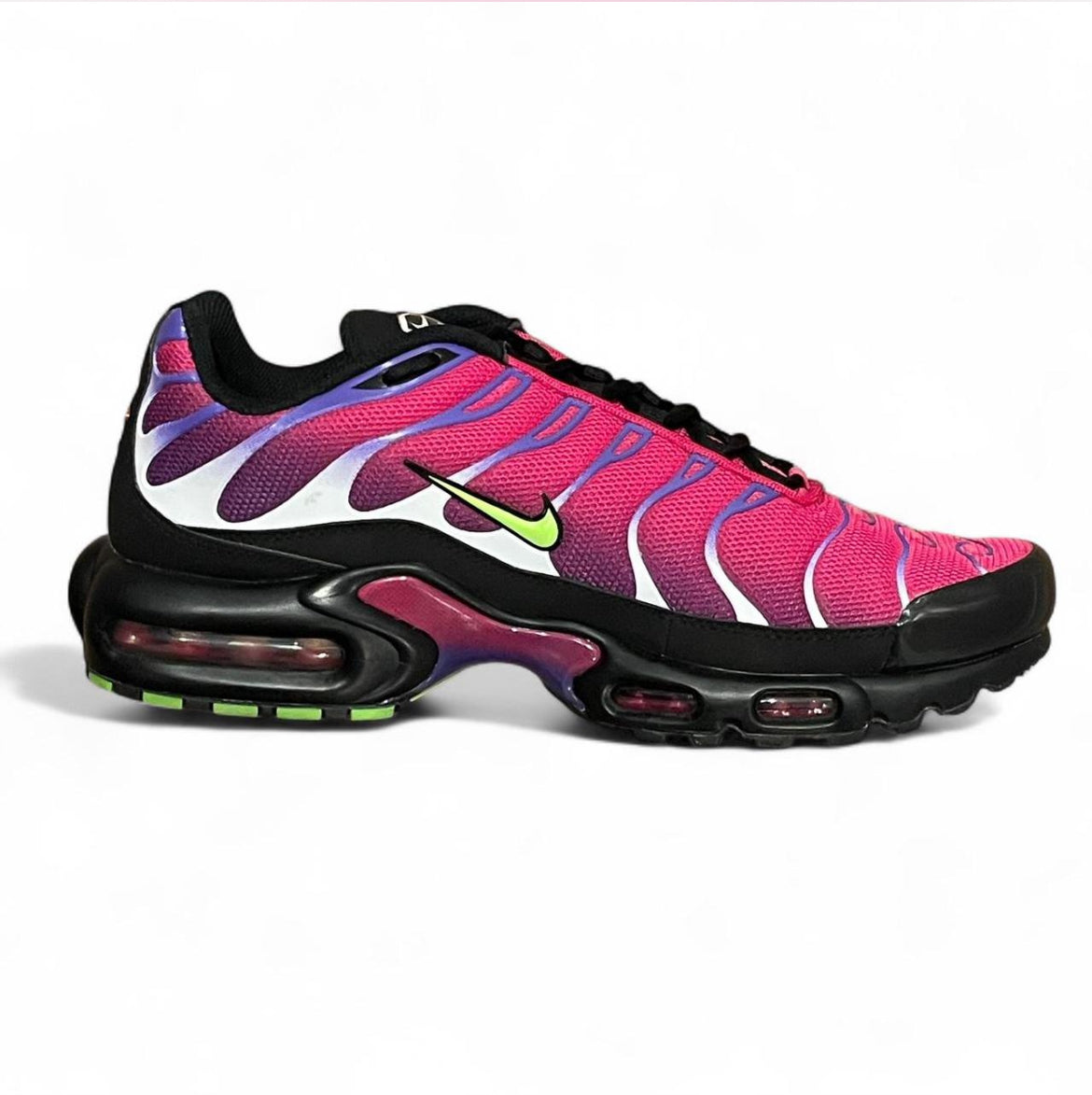 604133-610 Nike Air Max Plus TN ‘Rebellious Air Fireberry’ (2024)