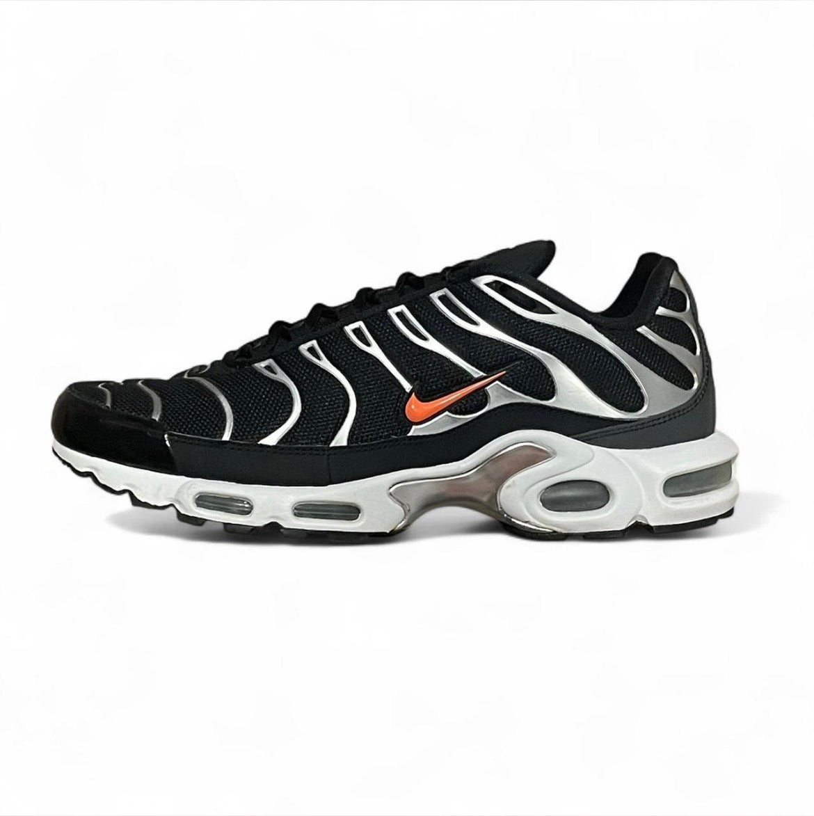 CD1533-001 Nike Air Max Plus ‘Black Dark Grey Hyper Crimson’ (2018)
