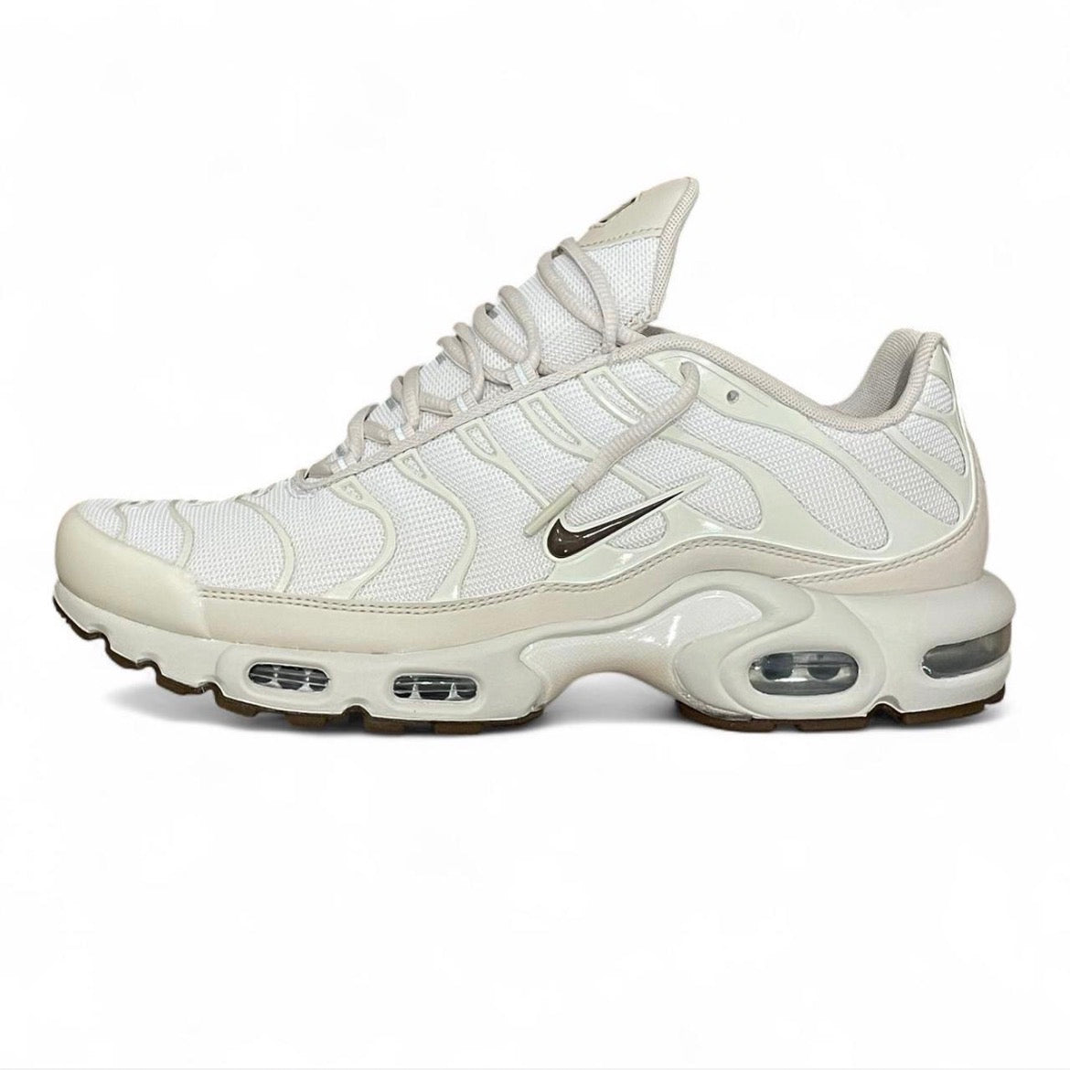 IO0657-100 Nike Air Max Plus TN SE (Womens) ‘Light Orewood Brown’ (2025) US12W