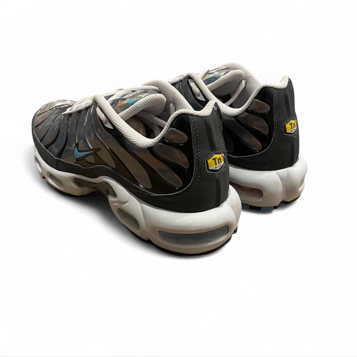 HV2525-001 Nike Air Max Plus TN ‘Iridescent’ (2025)