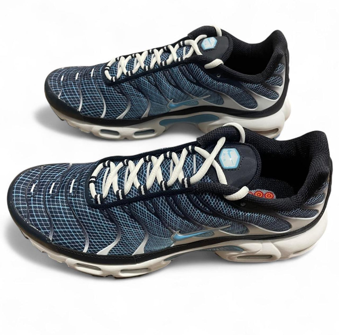 IH4460-400 Nike Air Max Plus TN ‘Dark Obsidian’ (2025)