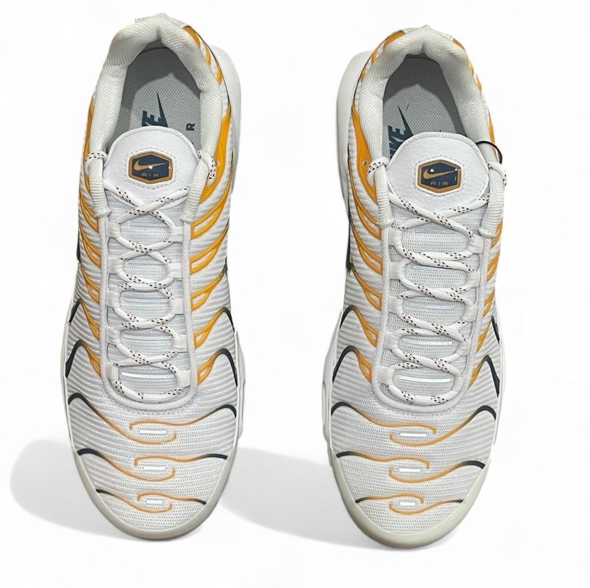 DV3507-100 Nike Air Max Plus TN  ‘Hiking Carabiner’ (2022)