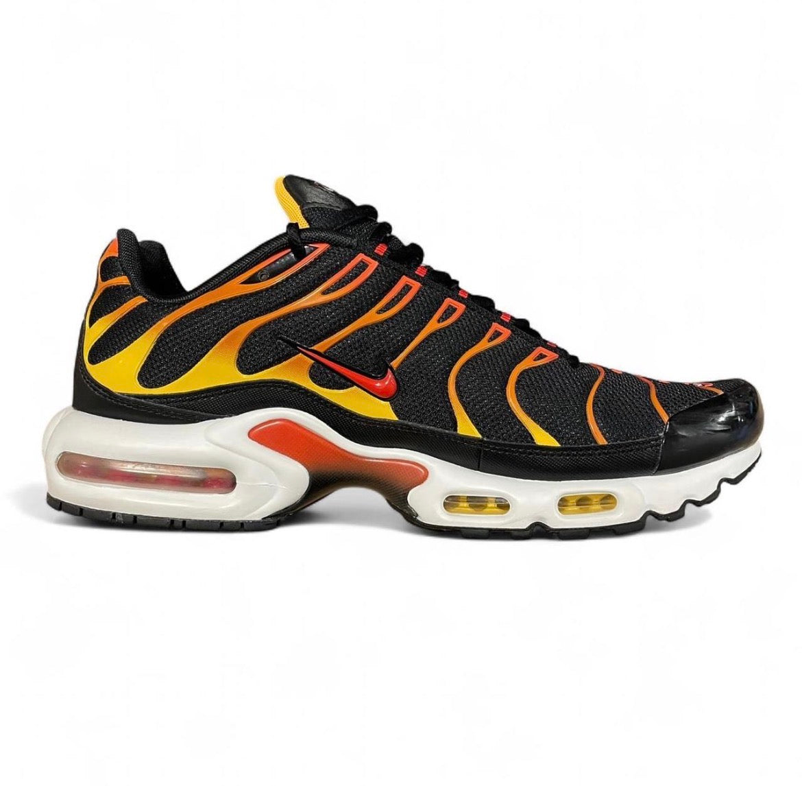 DC6094-001 Nike Air Max Plus TN ‘Reverse Sunset’ (2021)