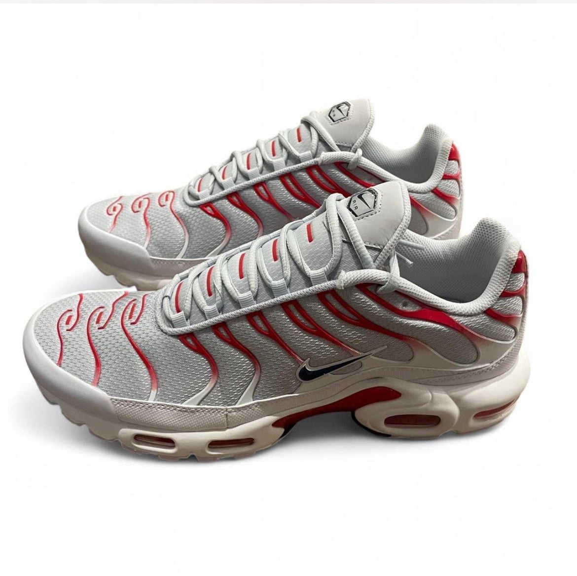 DM0032-034 Nike Air Max Plus TN ‘Gull’ (2026)