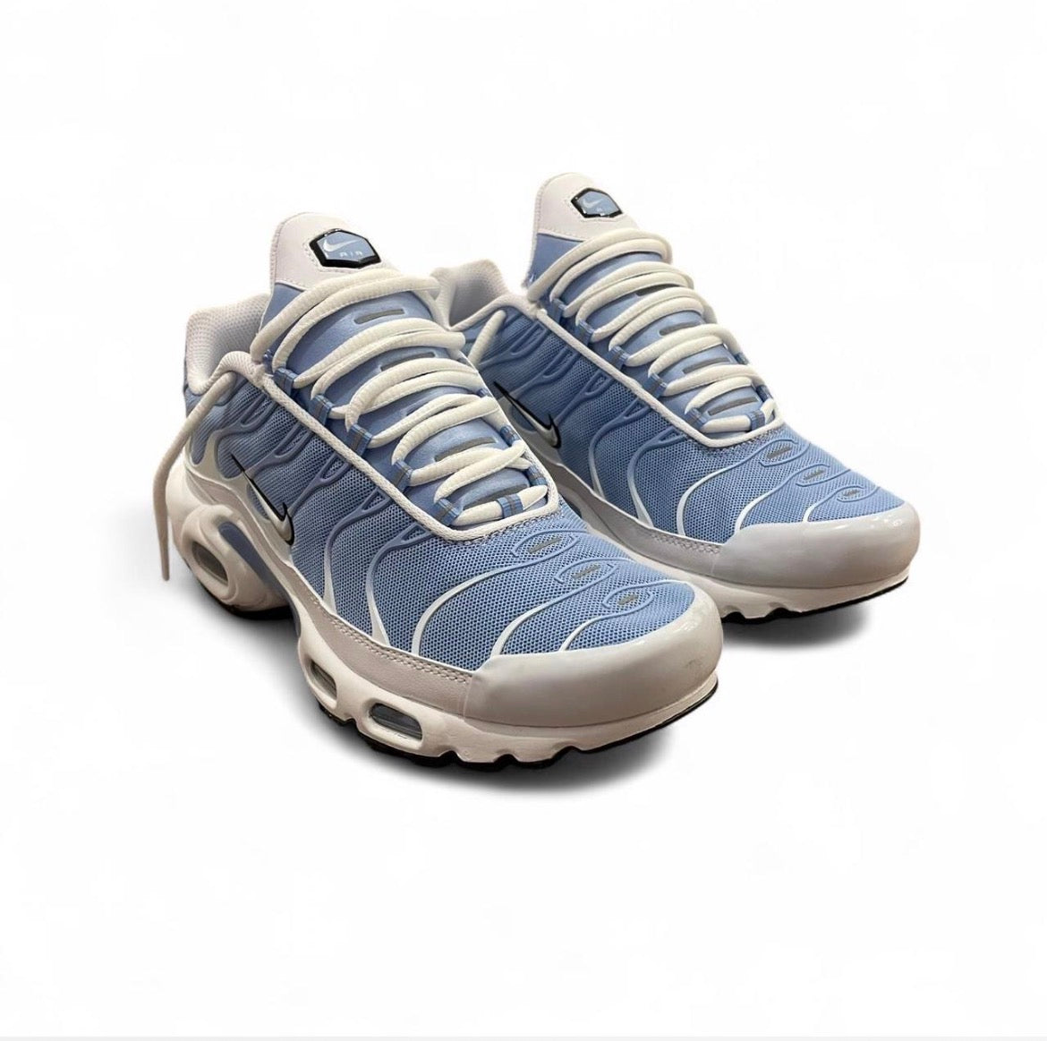 DZ3671-105 Nike Air Max Plus TN (Womens) ‘Aluminum’ (2025)