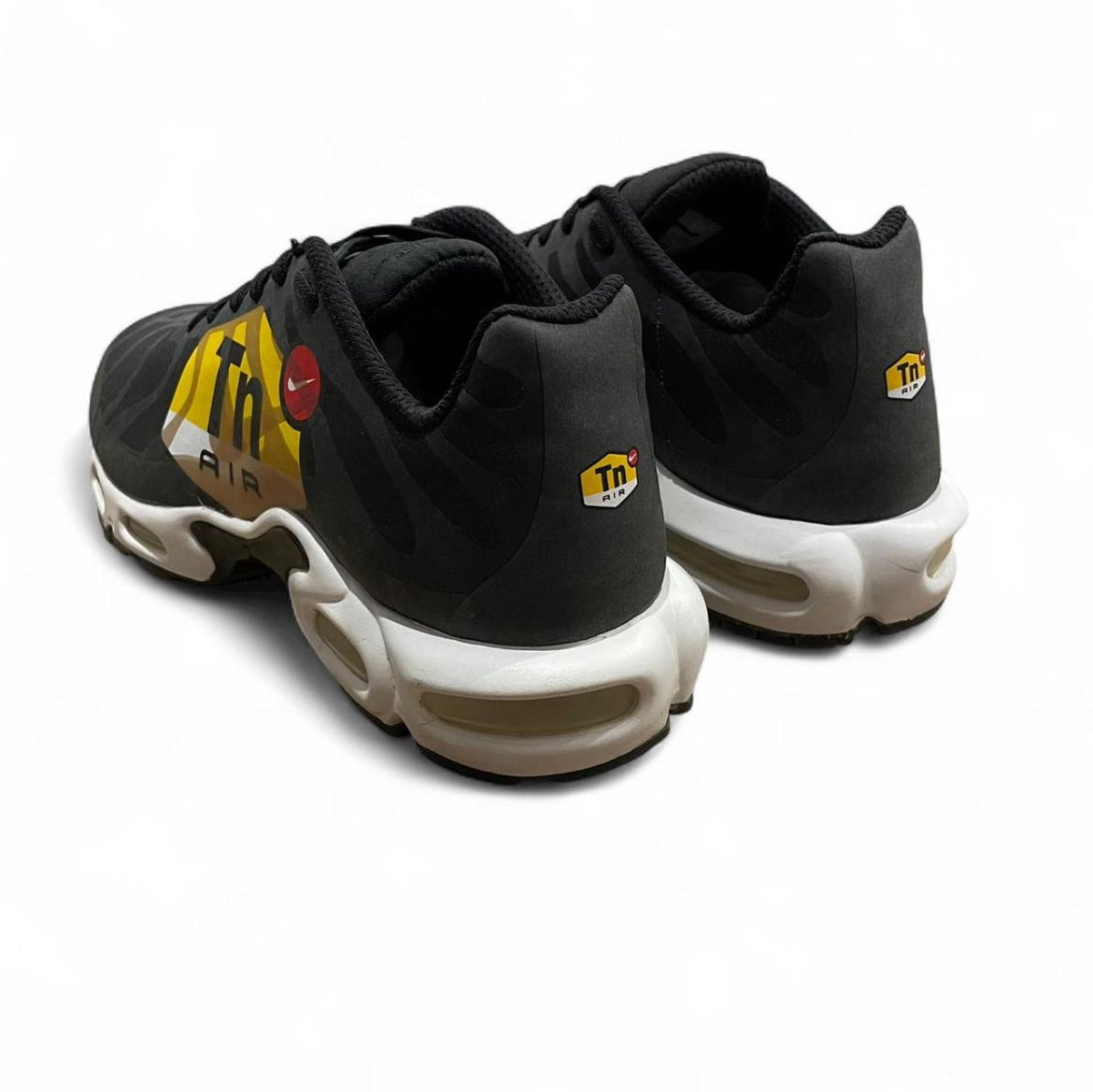 AJ0877-001 Nike Air Max Plus TN ‘Big Logo Black’ (2017)