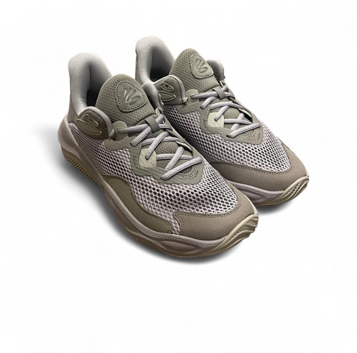 3028193-200 Under Armour CURRY Splash 24 ‘Taupe Dusk Gray’ (2024)