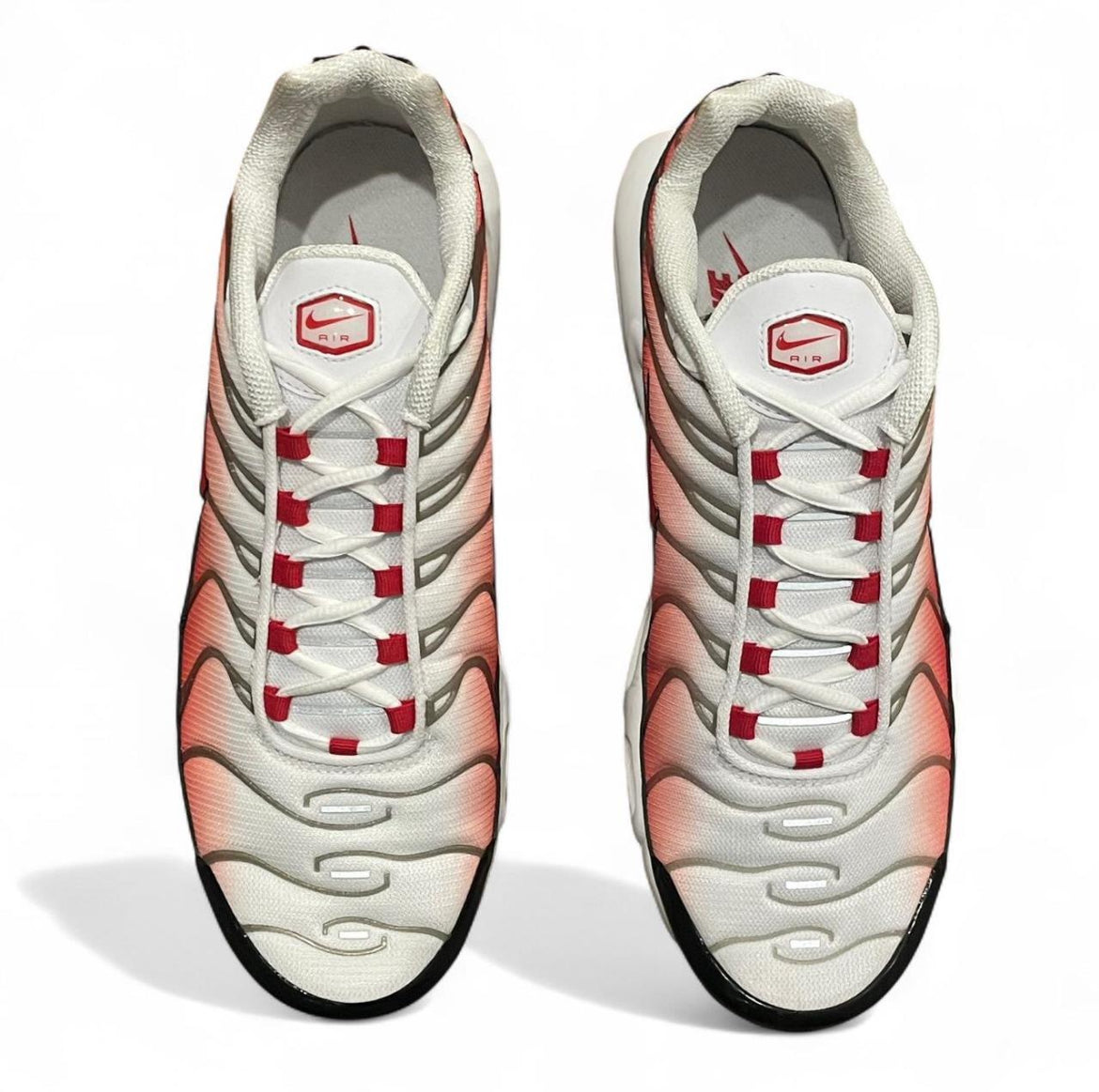 HM9611-100 Nike Air Max Plus TN ‘White Black University Red’ (2024)