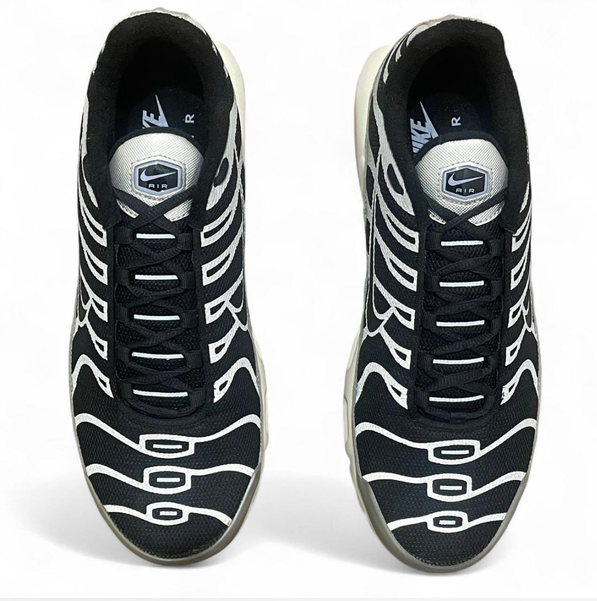 FD0799-001 Nike Air Max Plus TN (Womens) ‘Toggle Black Silver’ (2022)