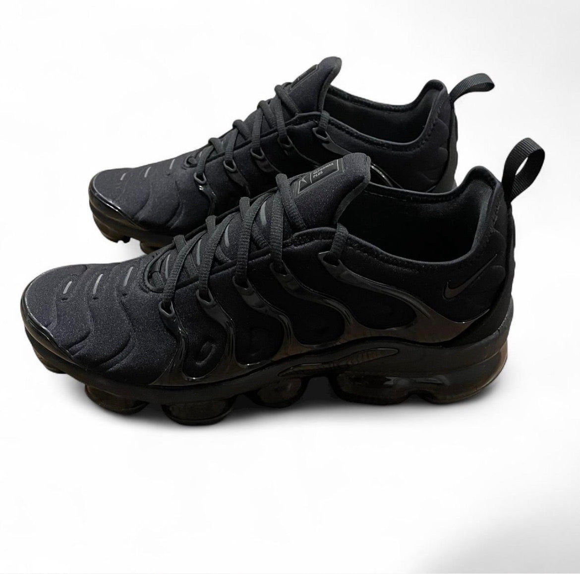 924453-004 Nike Air VaporMax Plus ‘Triple Black’ (2018) US11 BNIB