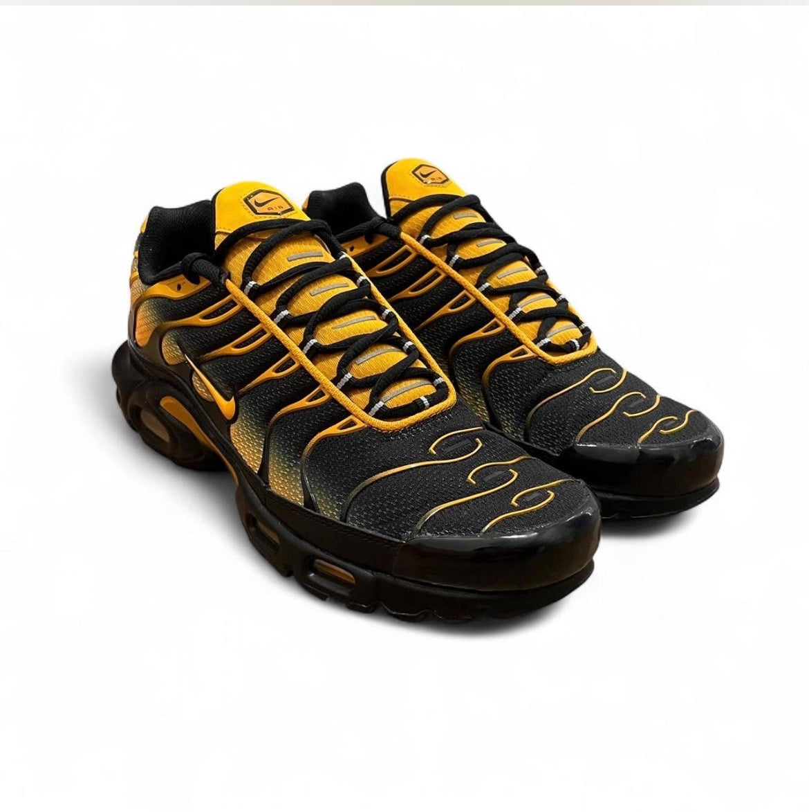 DM0032-007 Nike Air Max Plus TN
‘Black Sundial’ (2023)