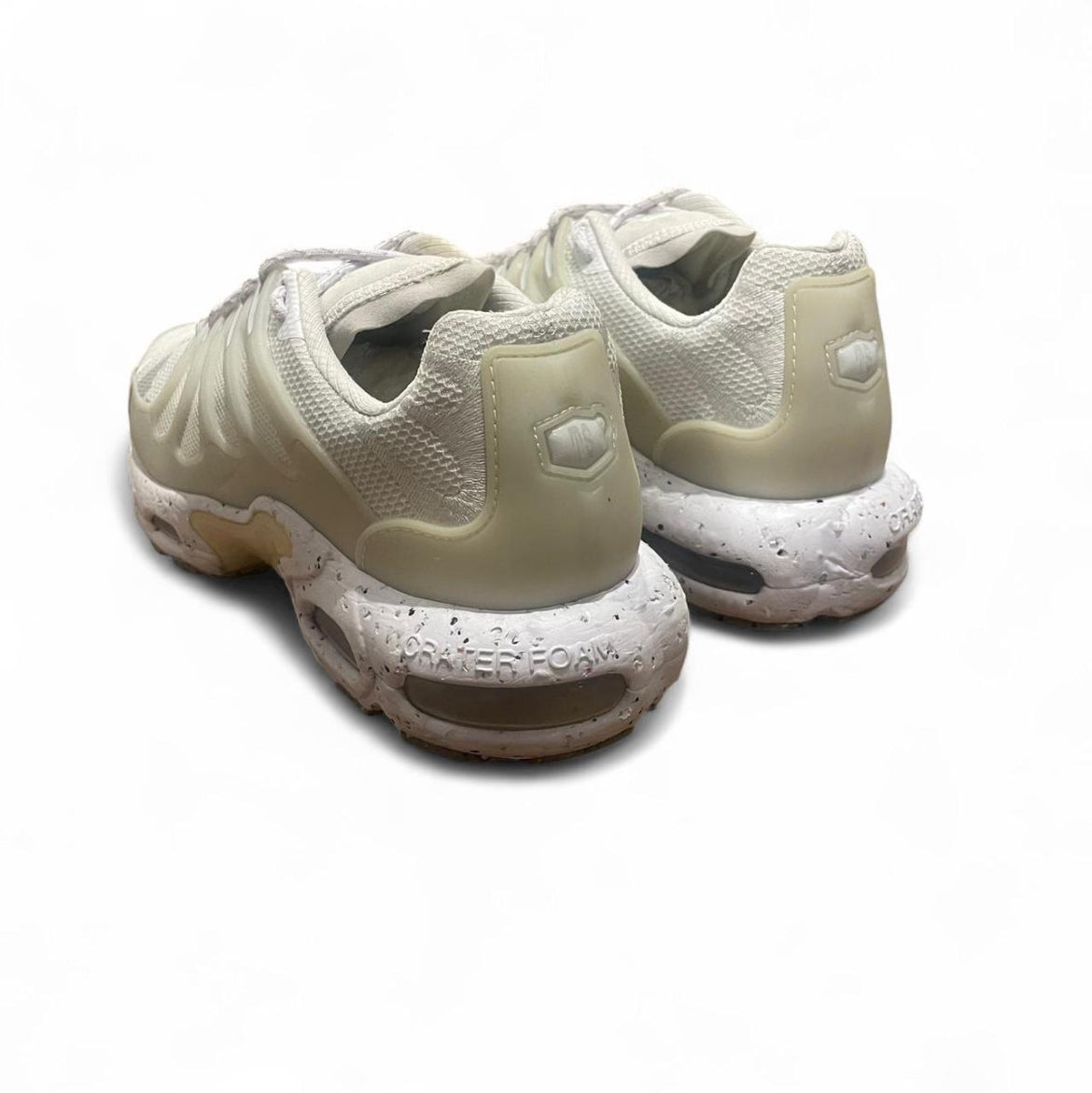 DQ3977-100 Nike Air Max Plus Terrascape ‘White Pure Platinum’ (2022)