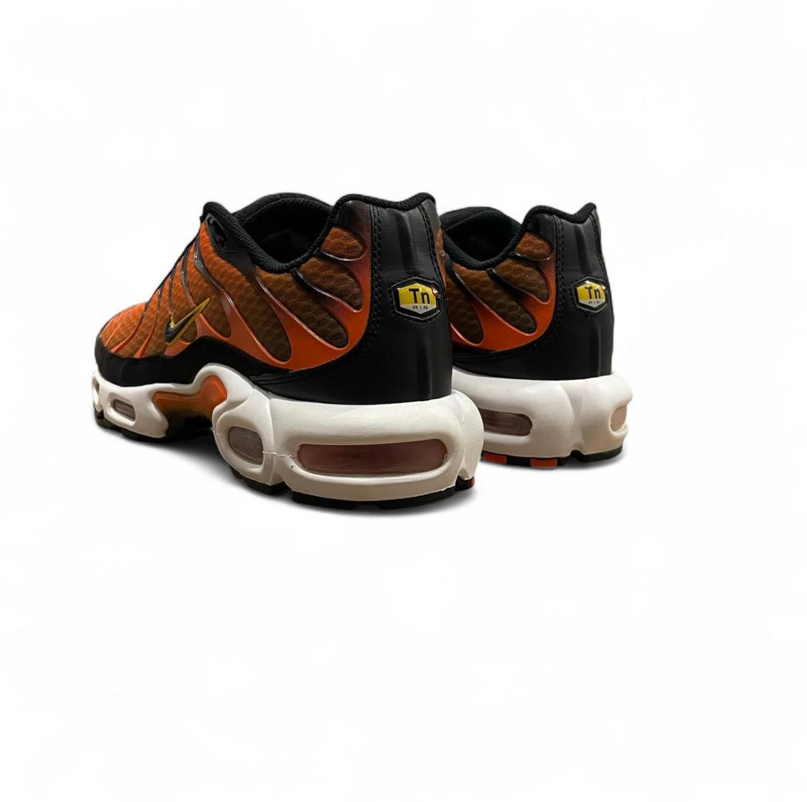 DM0032-800 Nike Air Max Plus TN ‘Safety Orange Black’ (2022)