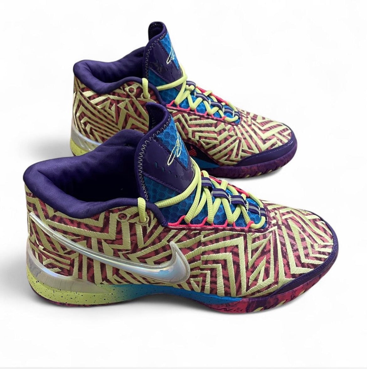 IB1272-500 Nike Zoom LeBron NXXT Genisus ‘Viotech’ (2025)
