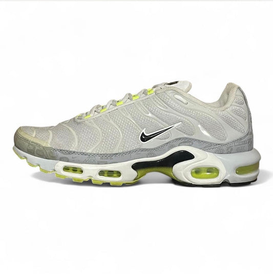DB0682-002 Nike Air Max Plus TN ‘Reflective Logos’ (2022)