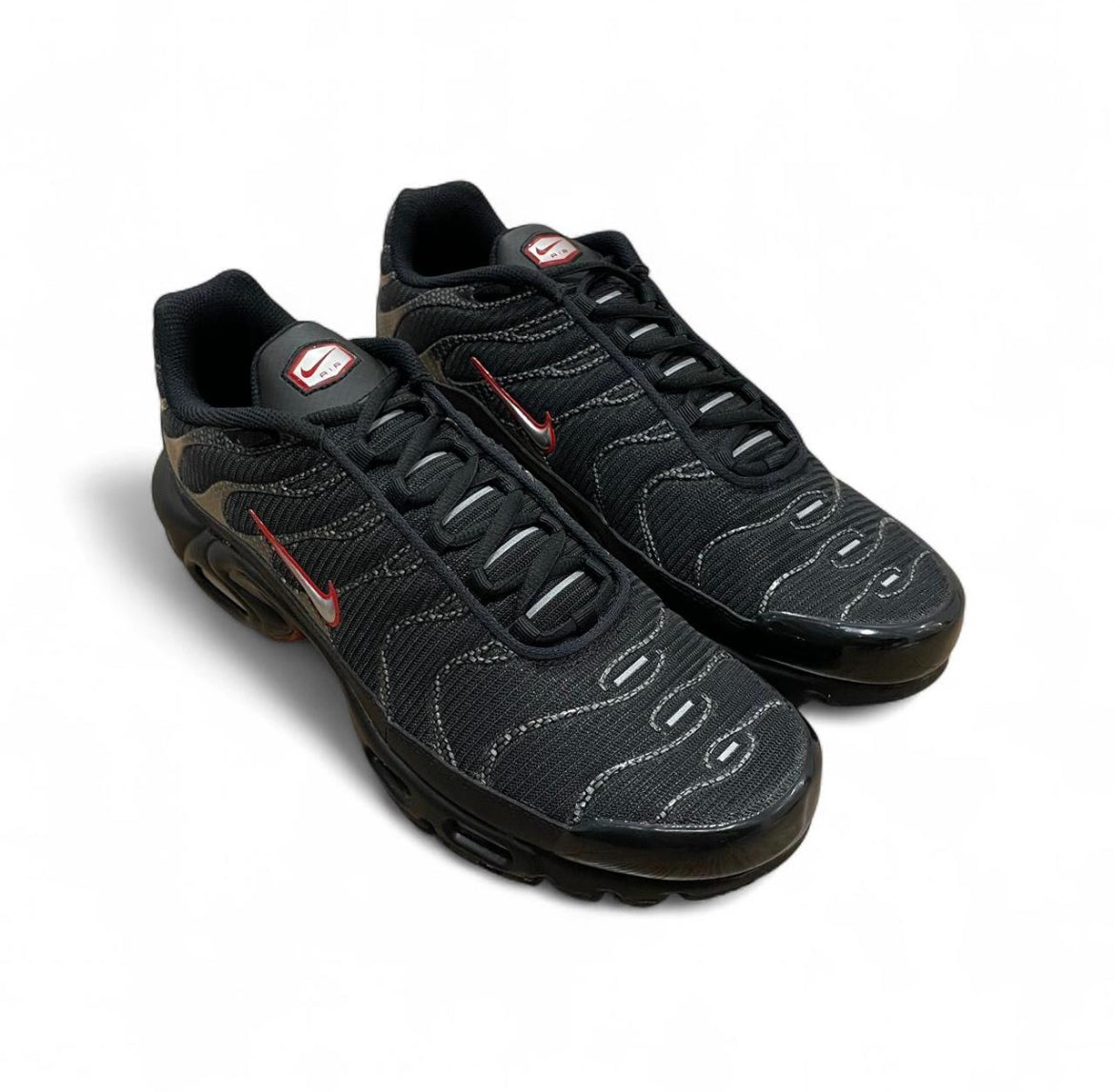 HF4239-001 Nike Air Max Plus TN ‘Carbon Fiber’ (2024)