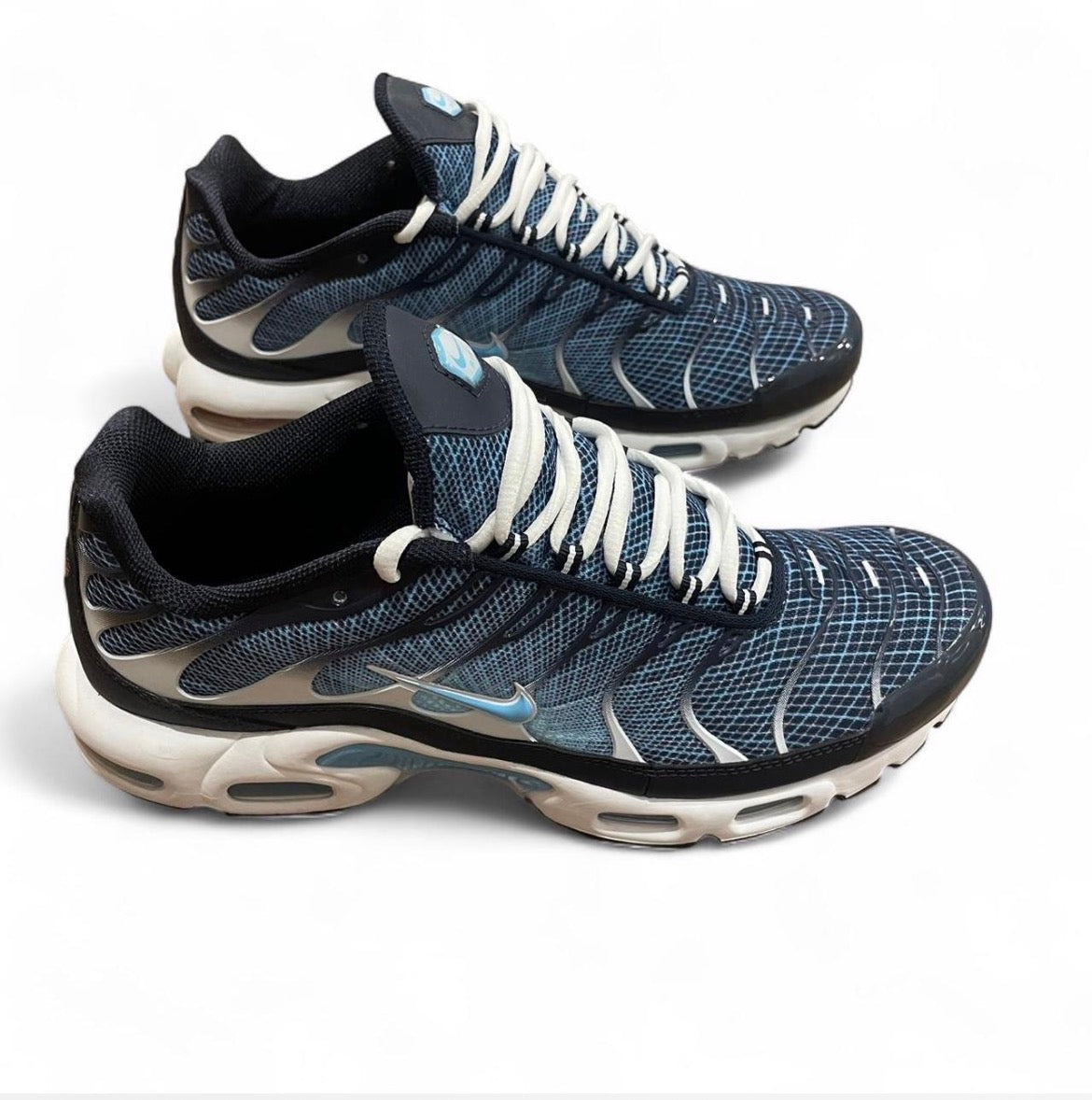 IH4460-400 Nike Air Max Plus TN ‘Dark Obsidian’ (2025)