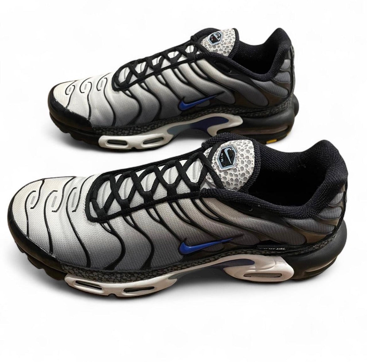 FD9755-001 Nike Air Max Plus TN ‘Kiss My Airs Metallic Silver’ (2023)