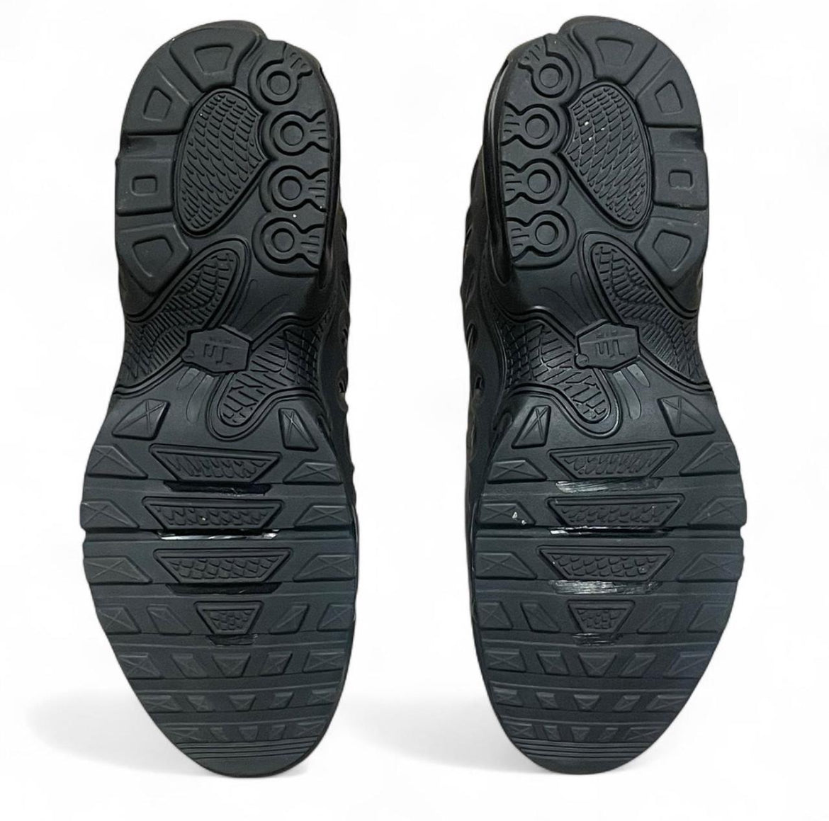 HF0785-001 Nike Air Max Plus TN Drift ‘Black Anthracite’ (2024)