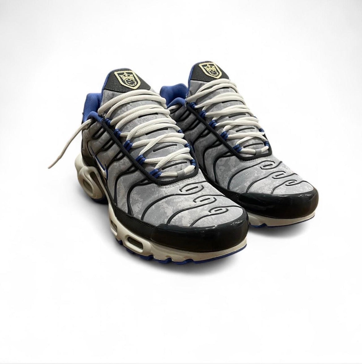 DQ3981-001 Nike Air Max Plus TN ‘Social F.C.’ (2022)