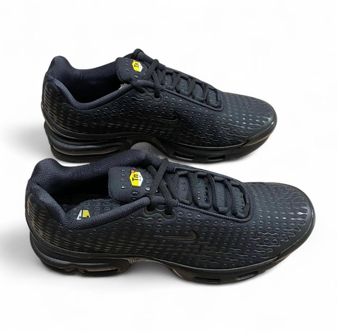 HQ2197-001 Nike Air Max Plus TN7 ‘Black’ (2025)