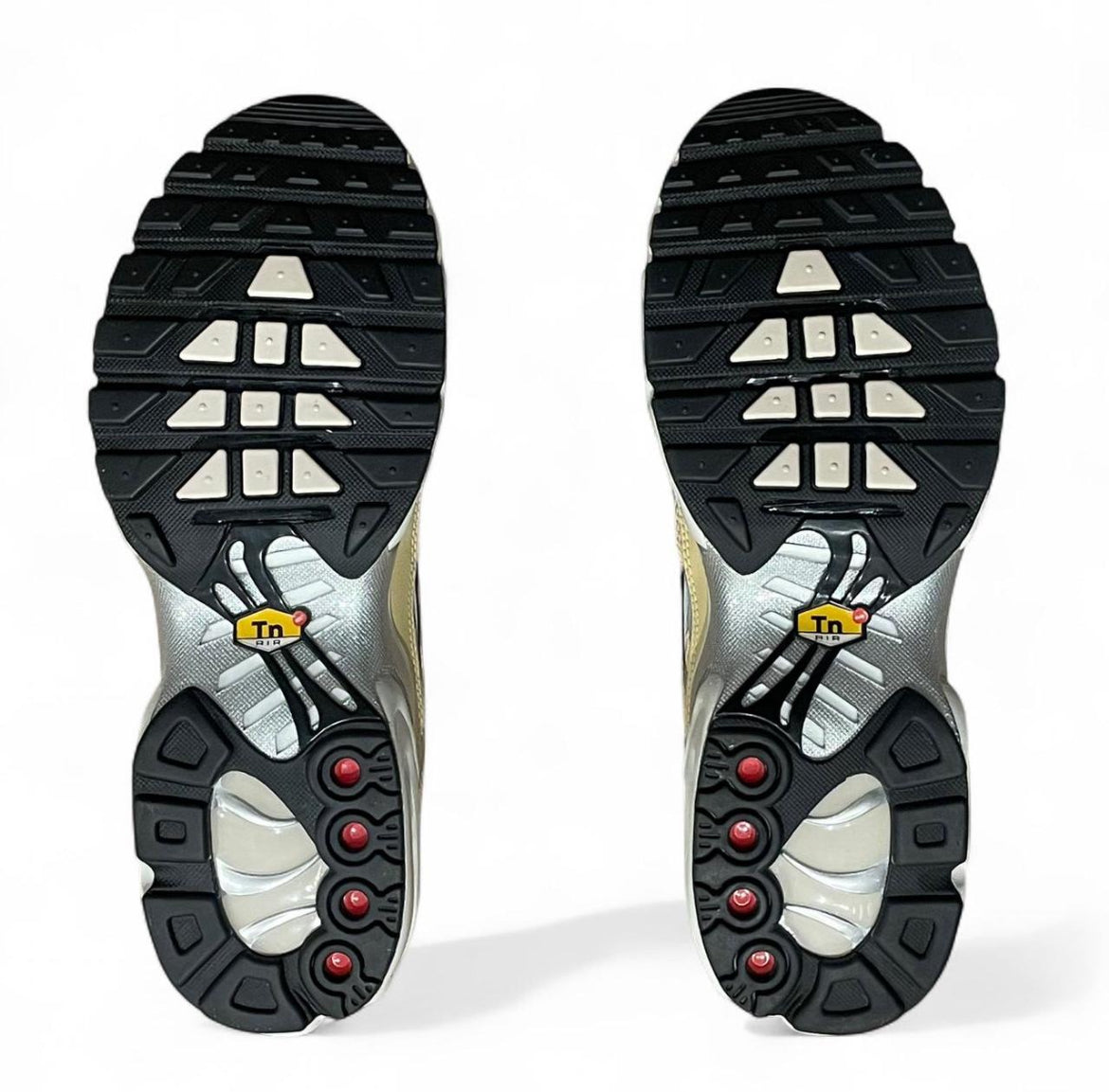 FV8480-200 Nike Air Max Plus TN (Womens)
‘Sesame’ (2024)