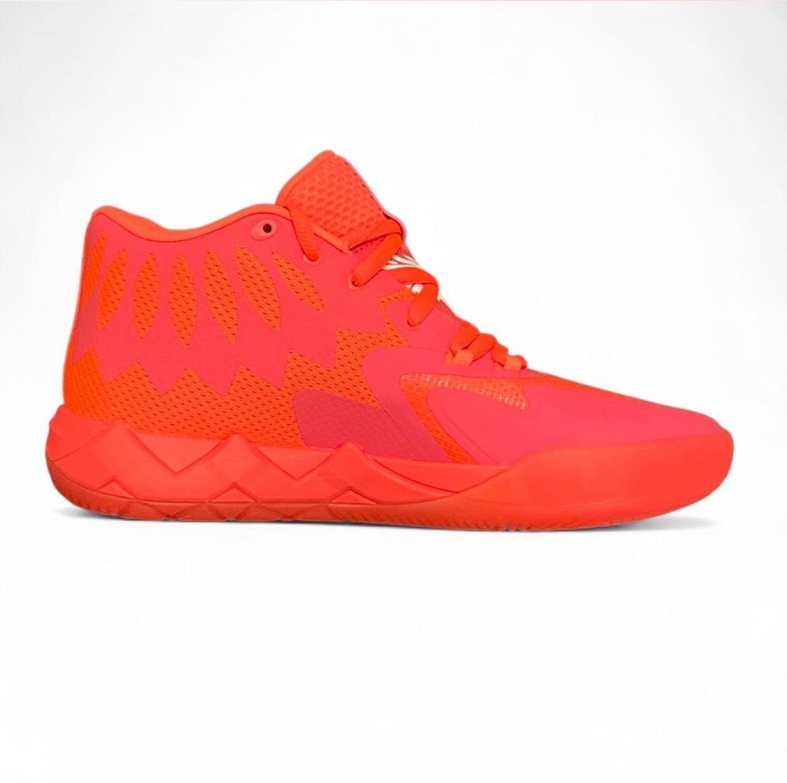 376848-01 Puma LaMelo Ball MB.01 ‘Breast Cancer Association’ (2023)