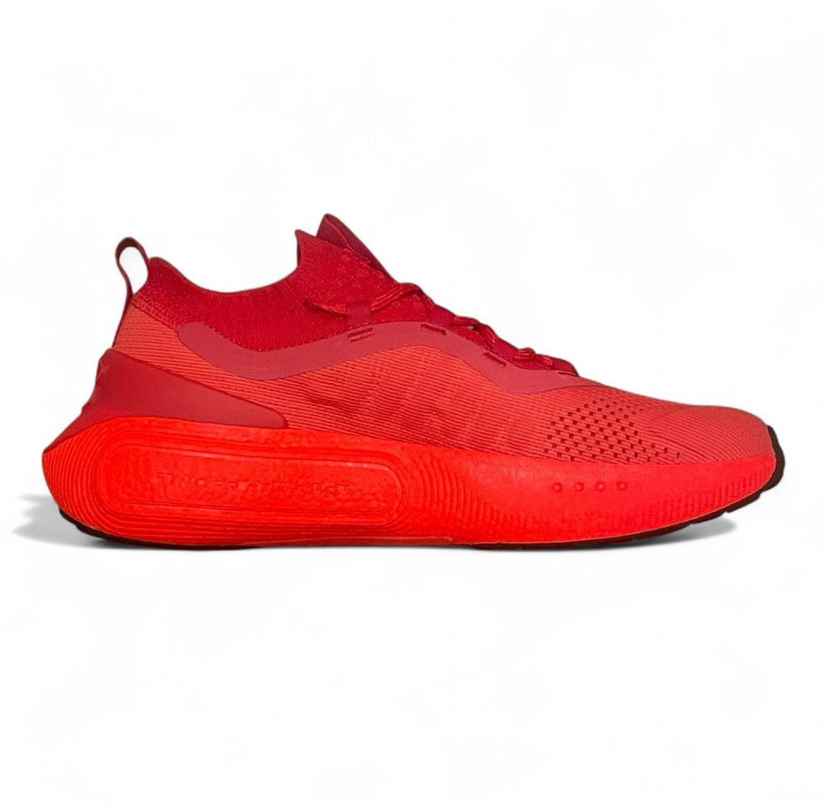3027593-600 Under Armour Phantom 4 ‘Inferno Red’ (2024)