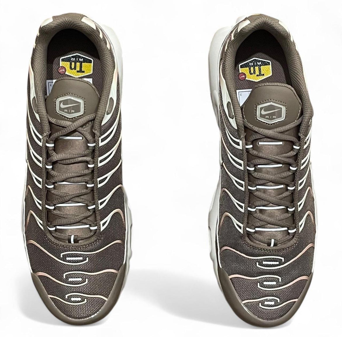 DZ3671-200 Nike Air Max Plus TN (Womens) ‘Mink Brown’ (2025)