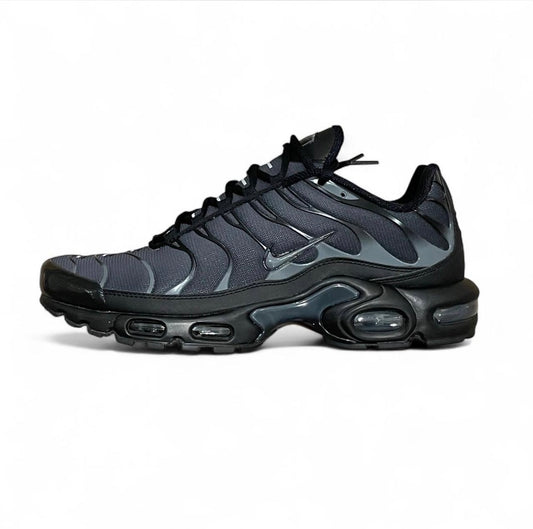 IM6019-010 Nike Air Max Plus TN (Womens) ‘Black’ (2025)