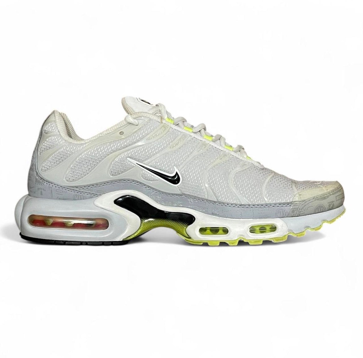 DB0682-002 Nike Air Max Plus TN ‘Reflective Logos’ (2022)