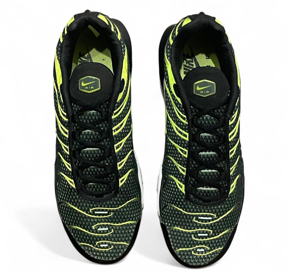 852630-036 Nike Air Max Plus TN ‘Black Volt’ (2019)
