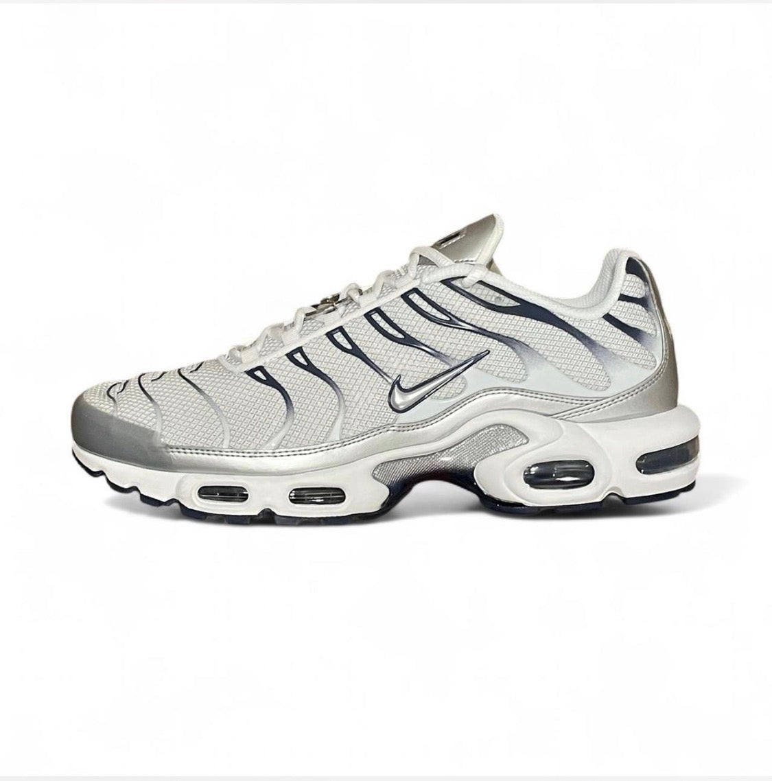 IR1992-100 Nike Air Max Plus TN (Womens) ‘White Ashen Slate Metallic Silver’ (2026)