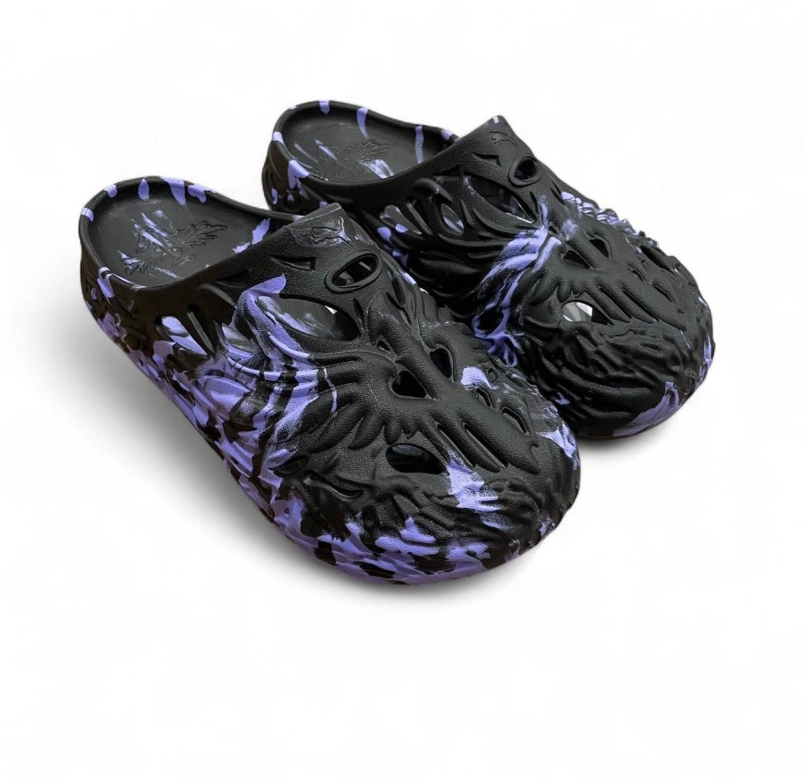 397665-10 Puma LaMelo Ball MB.04 Slide ‘Black Marble’ (2025)