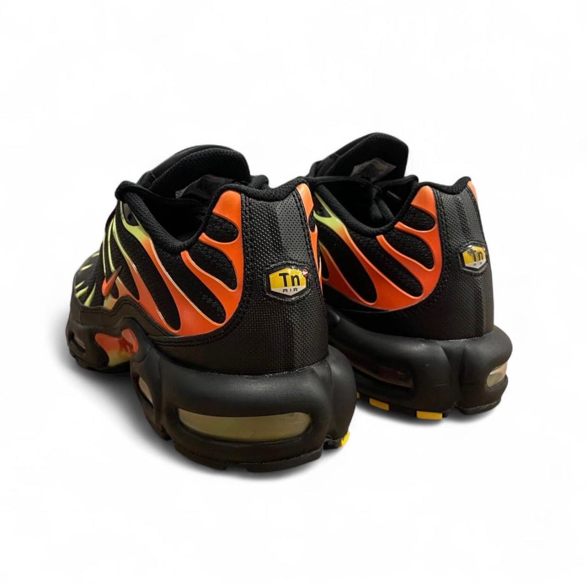 DM0032-028 Nike Air Max Plus TN ‘Sunrise’ (2025)