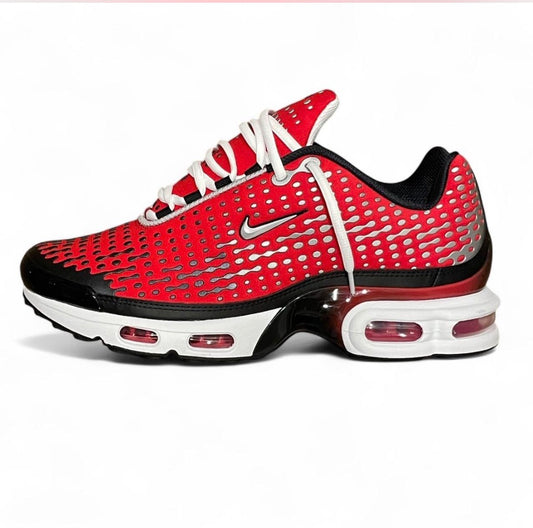 HQ2197-600 Nike Air Max Plus TN7 ‘University Red’ (2026)