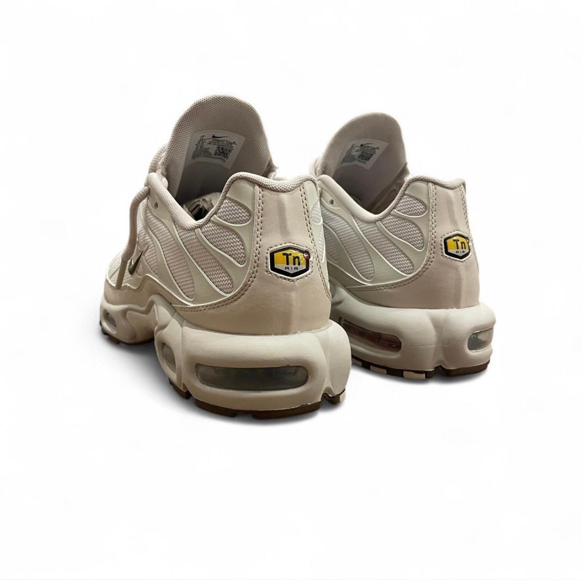 IO0657-100 Nike Air Max Plus TN SE (Womens) ‘Light Orewood Brown’ (2025) US12W