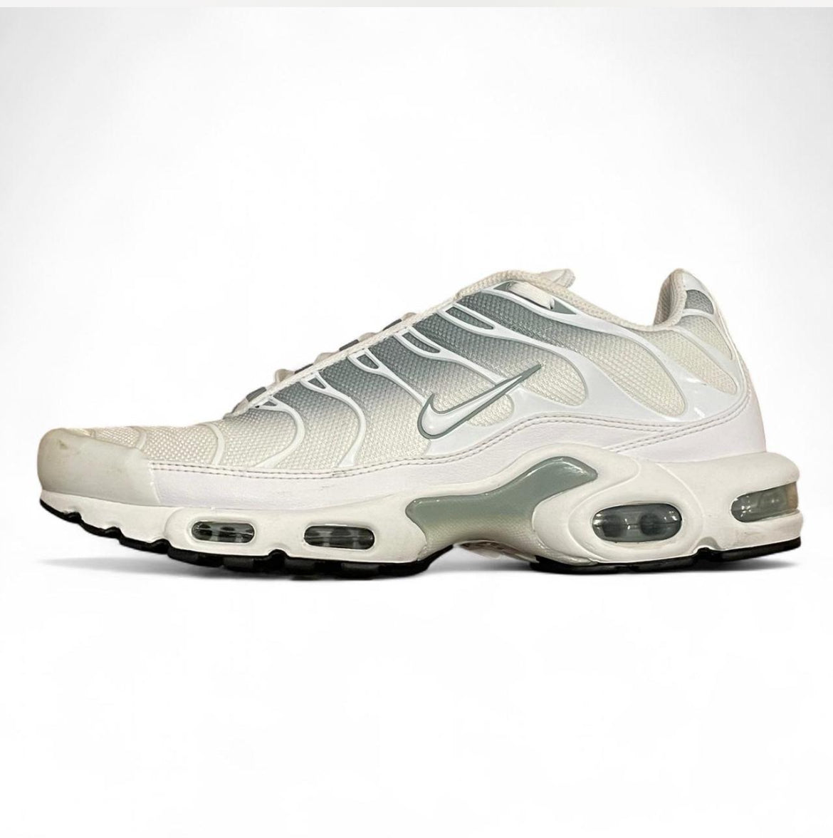 DZ3670-100 Nike Air Max Plus TN (Womens) ‘White Mica Green’ (2022)