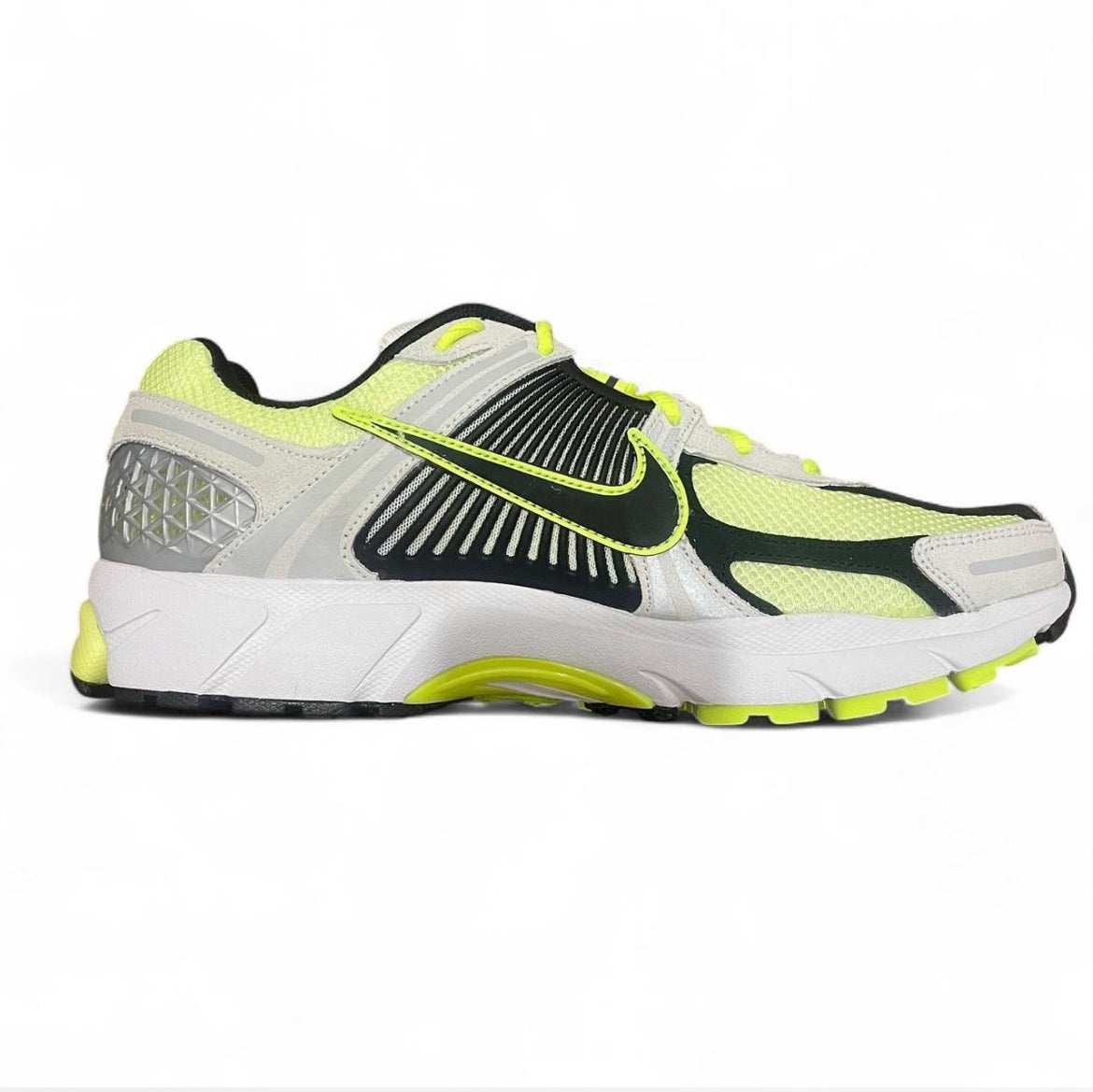 FB9149-701 Nike Zoom Vomero 5 ‘Life Lime’ (2024)