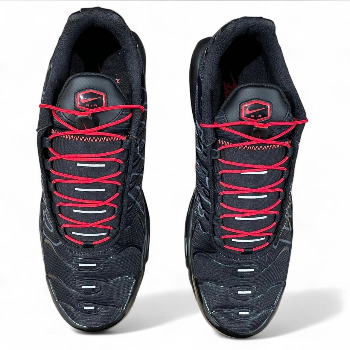 IH4459-001 Nike Air Max Plus TN ‘Tuned Air Black Red’ (2025)